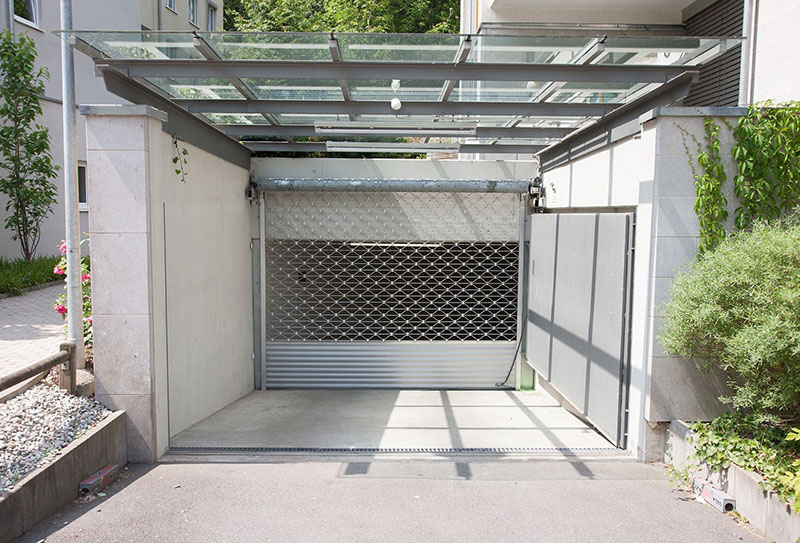 Garagen- und Flächenreinigung